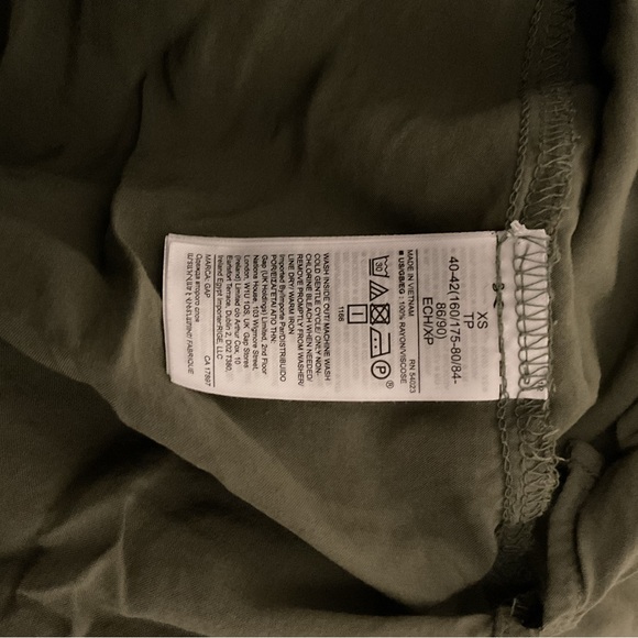 Women’s green top - Picture 5 of 5